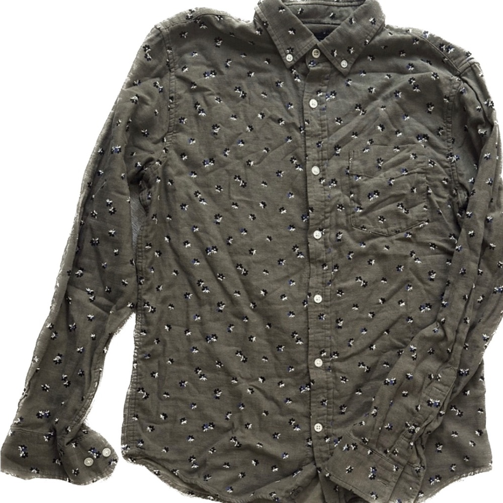 Banana Repbulic Casual Button Down